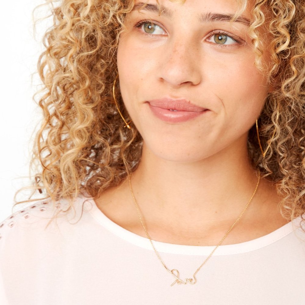 :: Stella & Dot💛💖Delicate GOLD Love Necklace - Picture 6 of 9